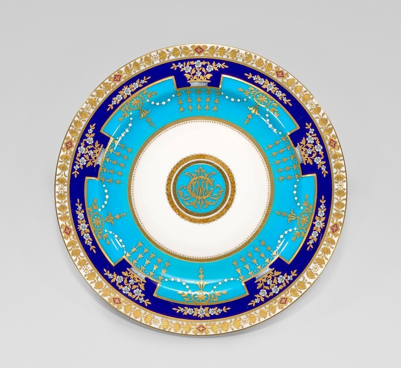 Service Plate