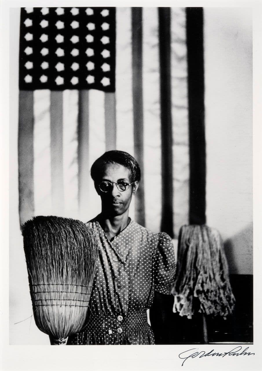 American Gothic
Gordon  Parks 
20th Century
2015.31.1