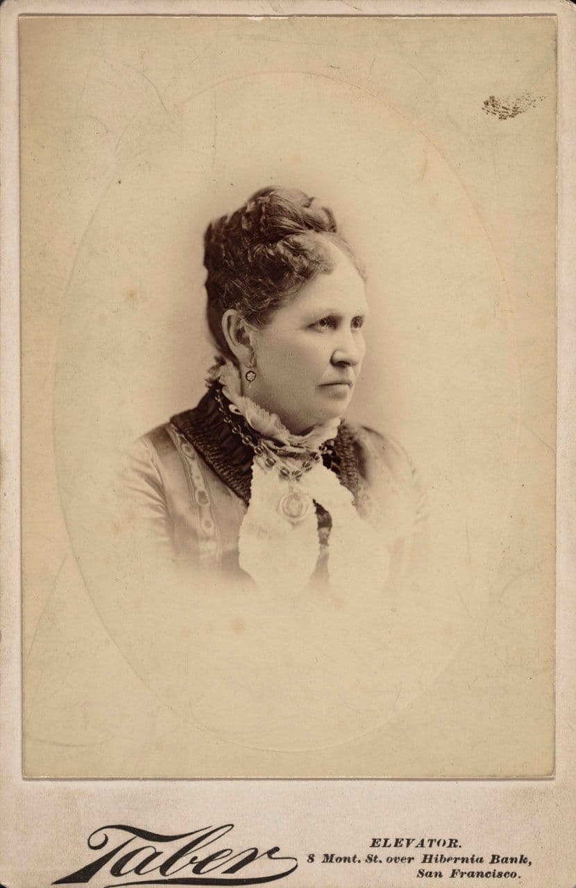 Photograph of Margaret Crocker
Isaiah West Taber
19th Century
1885.666 Photograph of Margaret Crocker