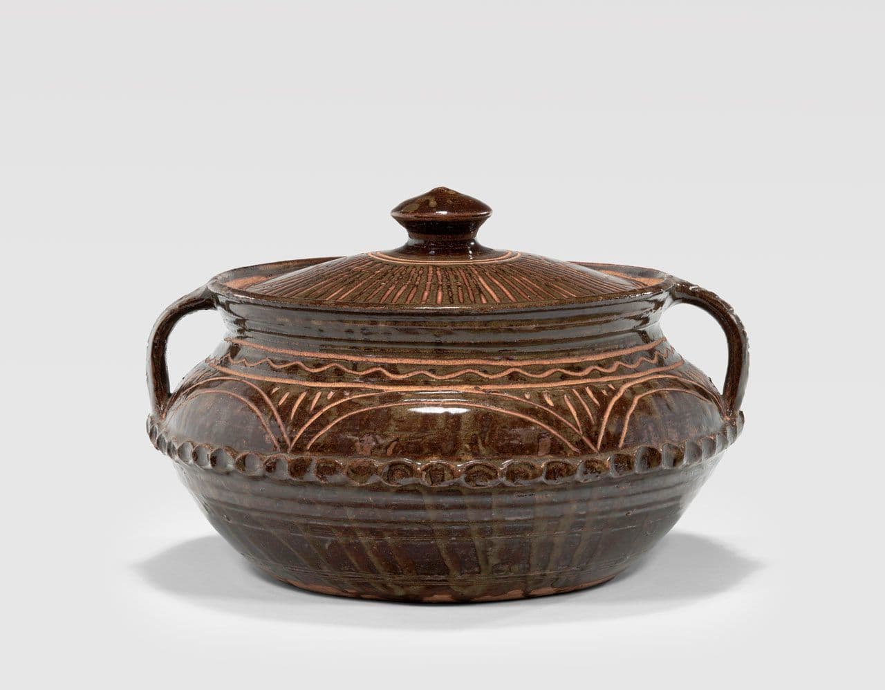Casserole Dish
Michael Cardew
20th Century
1991.19.3.a Casserole Dish
Michael Cardew
20th Century
1991.19.3.a