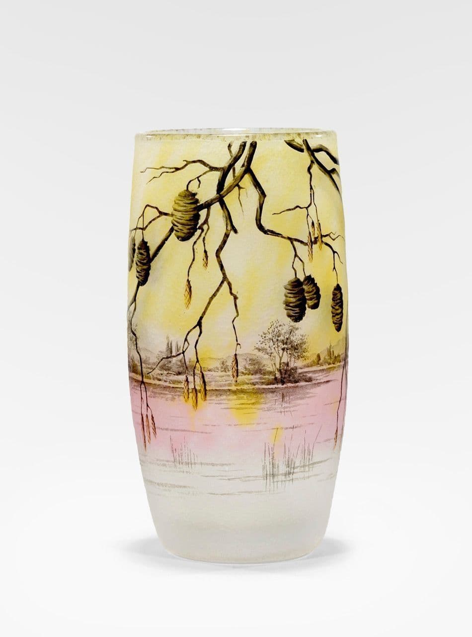 Cameo Vase
Daum Freres
20th Century
2025.133.15 Cameo Vase
Daum Freres
20th Century
2025.133.15