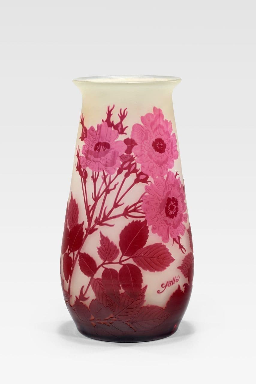 Cameo Vase
Émile Gallé
20th Century
2025.133.21 Cameo Vase
Émile Gallé
20th Century
2025.133.21